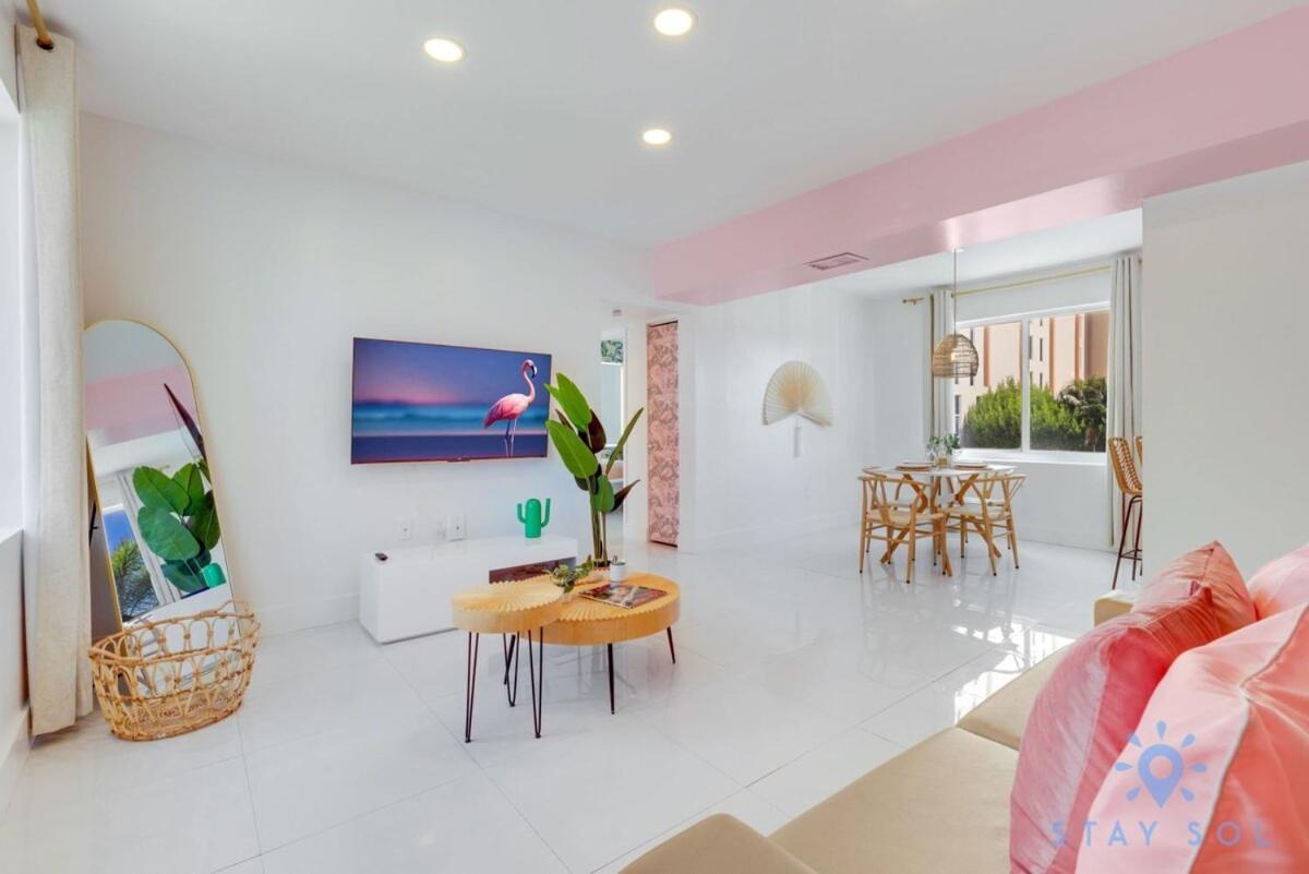 Free Parking, Bay View, Pool, Step To Beach Hollywood Extérieur photo