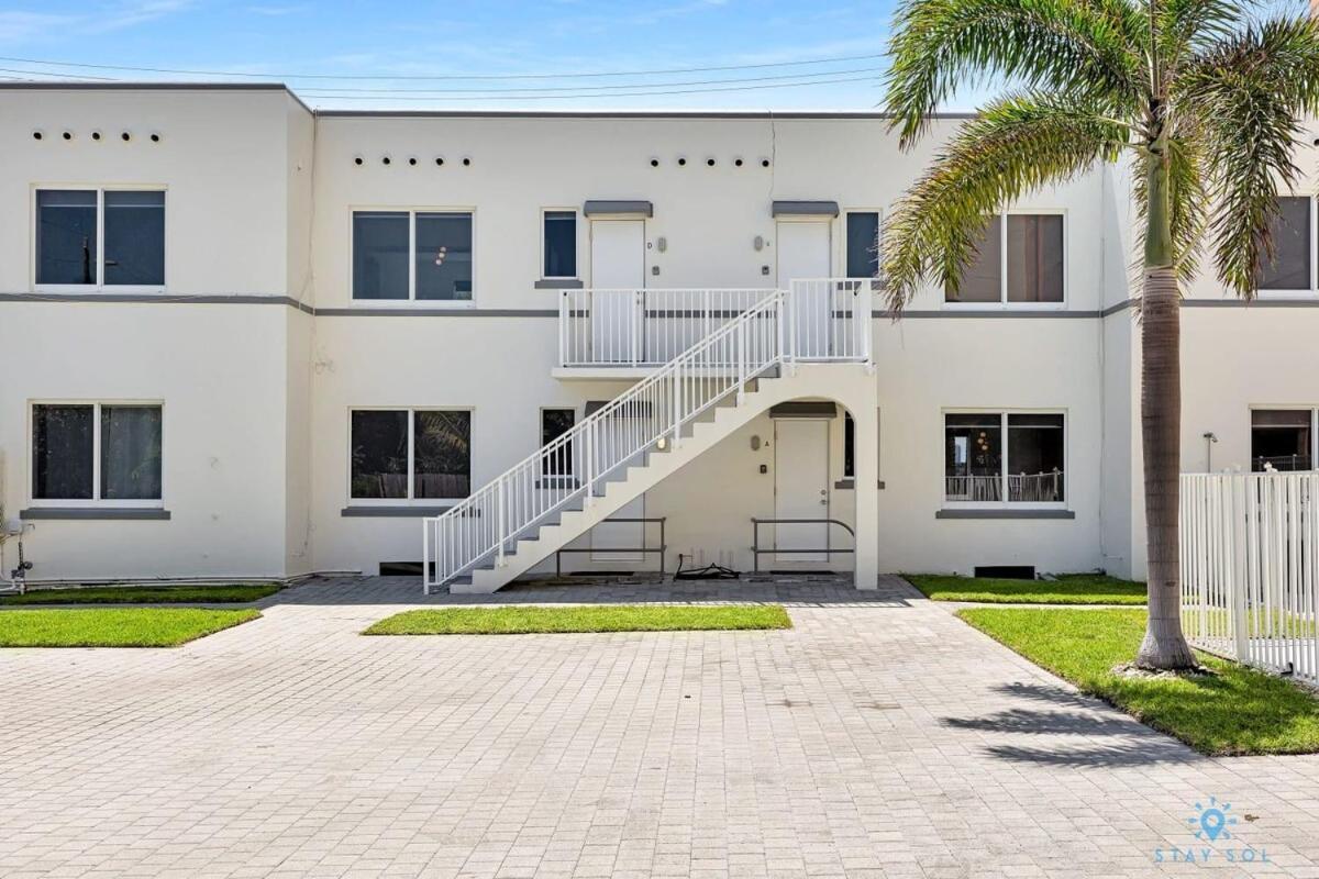 Free Parking, Bay View, Pool, Step To Beach Hollywood Extérieur photo