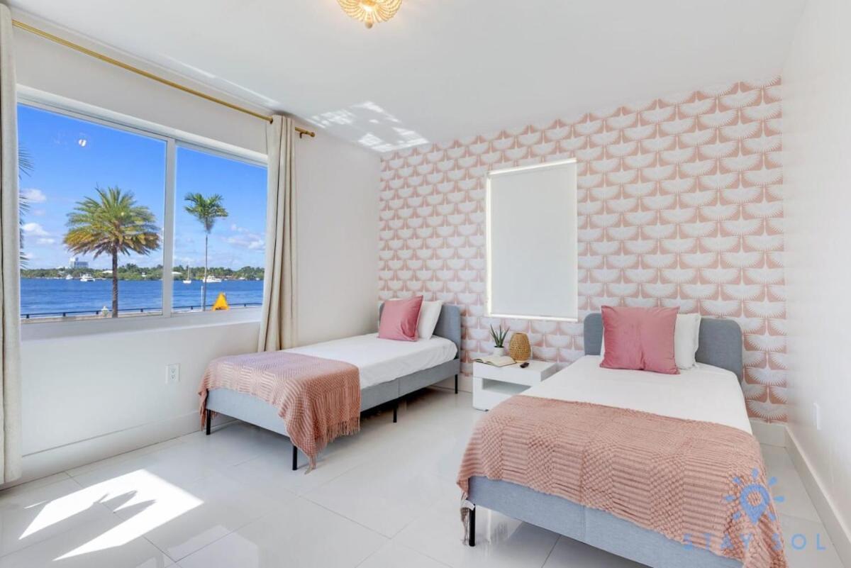Free Parking, Bay View, Pool, Step To Beach Hollywood Extérieur photo