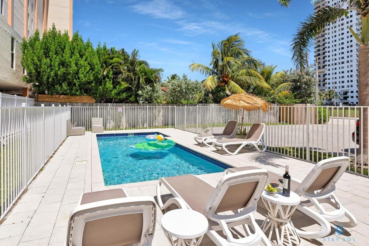 Free Parking, Bay View, Pool, Step To Beach Hollywood Extérieur photo